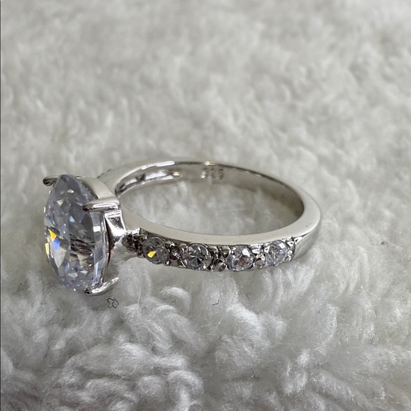 Jewelry - Sterling Silver CZ Ring | 925 NVC | Size 5